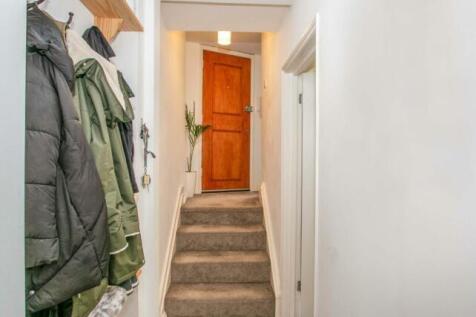 9 MERITON CRT 6.jpeg
