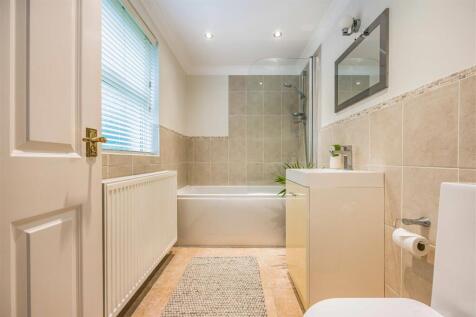 Flat 2, Centenary Court, 19 Burton Road, Poole-Sma