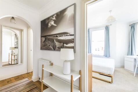 Flat 3, 21 Burnaby Road, Alum Chine, Bournemouth ,