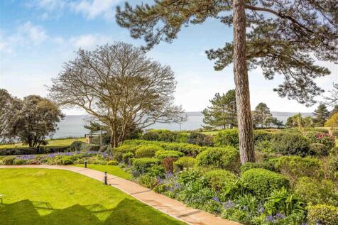 Flat 12, Bay View Gardens 14b, West Cliff Road, Bo
