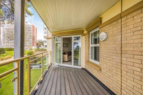 Flat 12, Bay View Gardens 14b, West Cliff Road, Bo