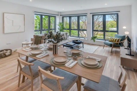 GQ Lyons Dock 3 Bed (4)