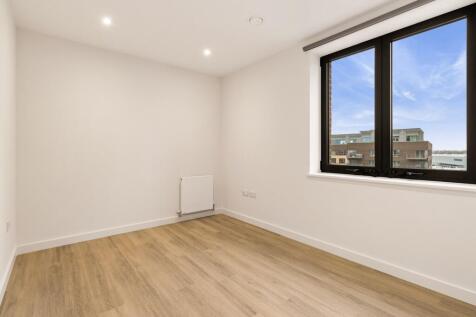 Experience this bright and spacious room with modern flooring and a stunning view.