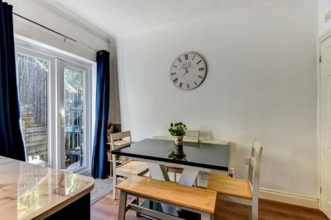 16Dacre-10.jpg