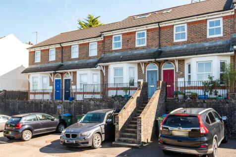 16Dacre-2.jpg