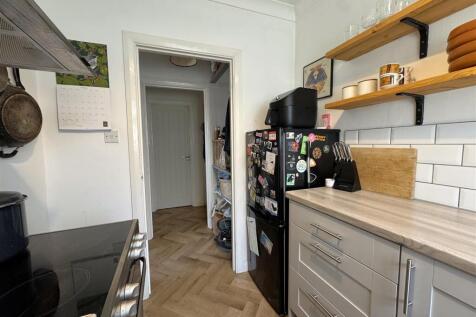 Kitchen.JPEG