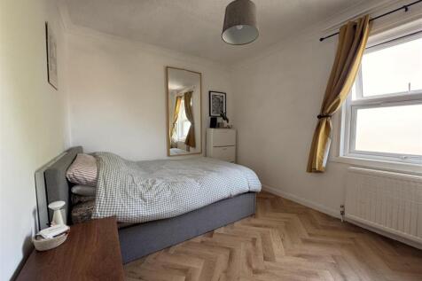Bedroom.JPEG