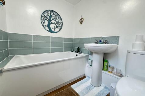 bathroom.JPEG