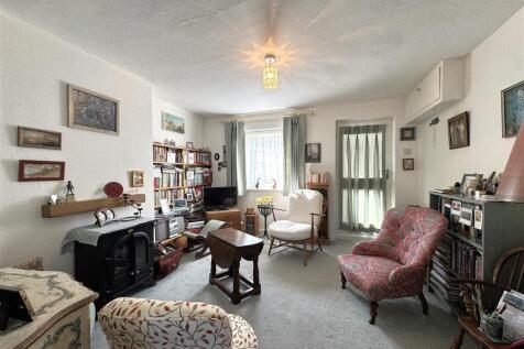 Living Room 1.JPEG