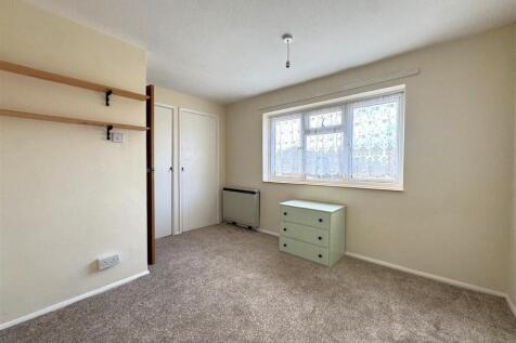 Bedroom 2.JPEG
