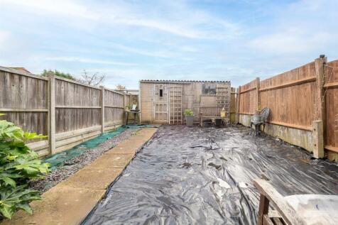 44 Crossway Rd-14.jpg