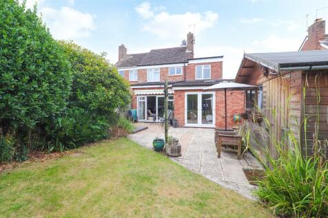 Newby Close Externals-2 copy.jpg
