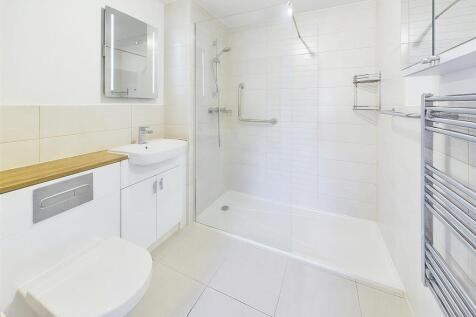 Master En-Suite