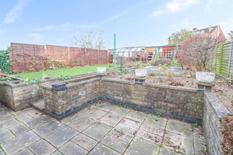 Babbacombe Road back shot edited sky.jpg