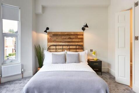 Bedroom 3 Bed.jpeg