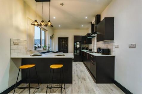 Example Of Communal Kitchen