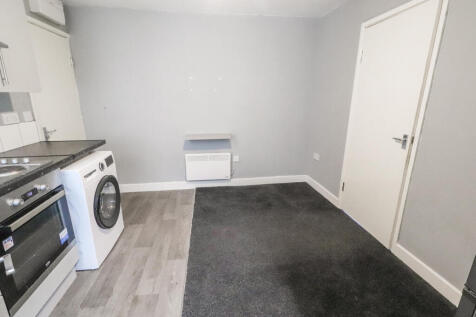 Living Room/Kitchen