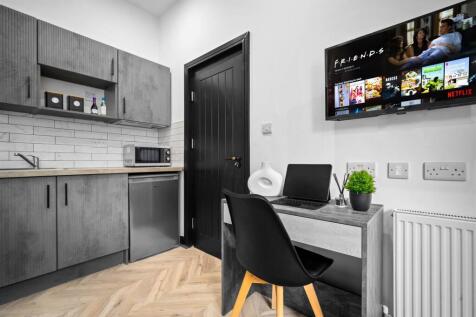 2024-05-08-Dosanjh-Property-Management-1-027.jpg