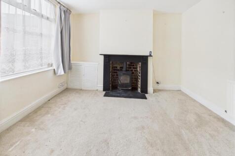 CAM03736G0-PR0155-STILL008.jpg