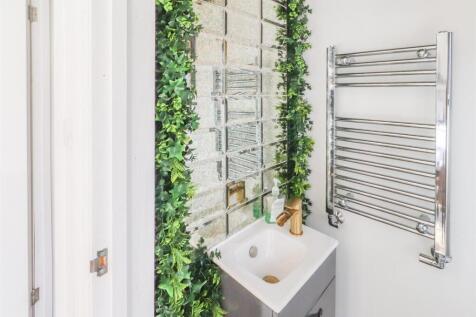 The Martyrs Close -48.jpg