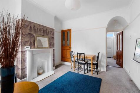 66 Kingston Road NWM (6 of 19).jpg