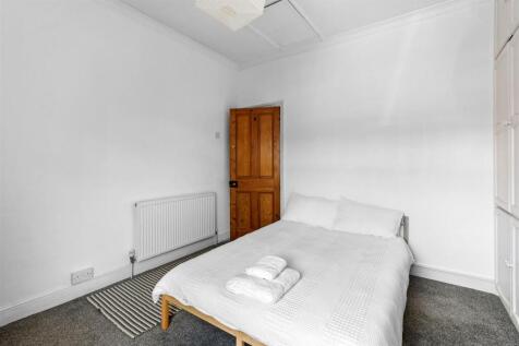 66 Kingston Road NWM (2 of 19).jpg