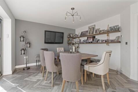 Dining Room .jpg