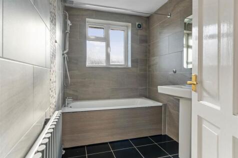 37 Morris Drive, Whitnash (25 of 28).jpg