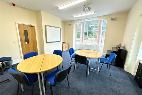 classroom 1 2.jpg