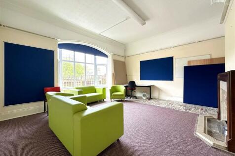 classroom 2 2.jpg