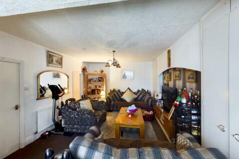 CAM00465P1-PR0190-STILL07.jpg