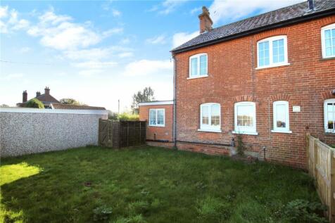 Rear/Garage