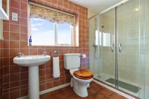 Gf Shower Room