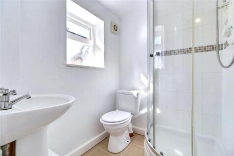 Gf Shower Room
