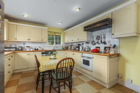 Binswood22-33A.jpg