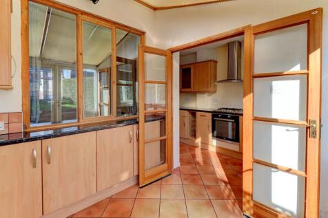 Breakfast Room