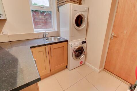 Separate Utility Room