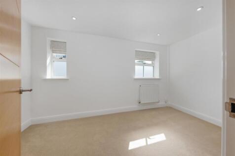 Mews4-20A.jpg