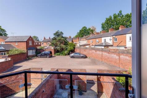 Mews4-25A.jpg