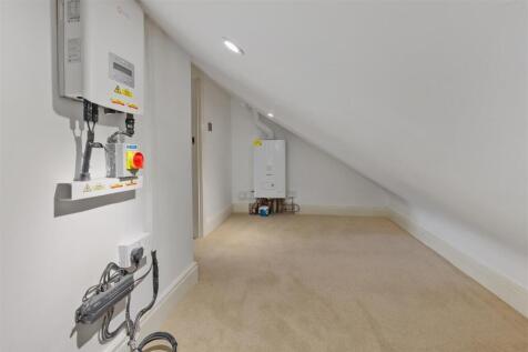 Mews4-29A.jpg