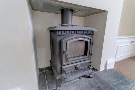 Feature Log Burner