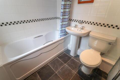 Ground Floor Bathroom