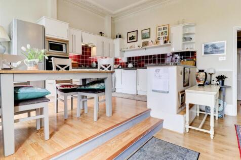 Open Plan Living/Kitchen