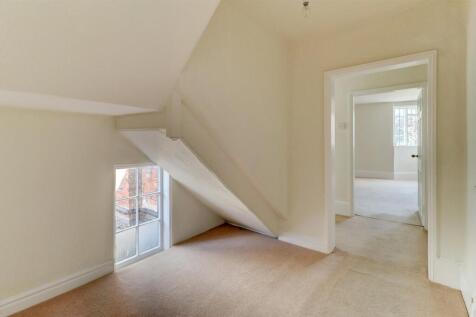 Hallway/Cloak Storage