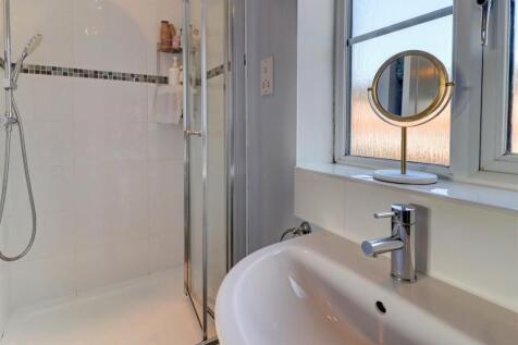 Ensuite Shower Room (Bedroom 1)