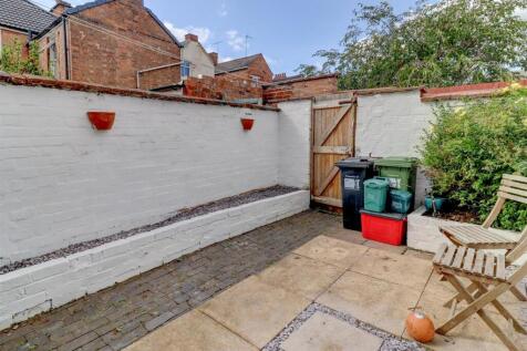 Courtyard Garden
