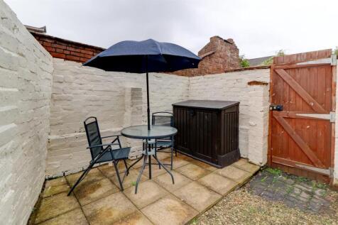 Courtyard Garden