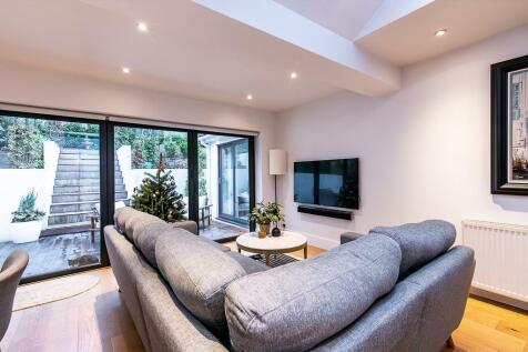 8 maple drive-9.jpg