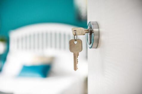Room 2 (2).jpg