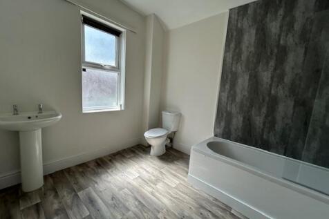 bathroom1.jpeg